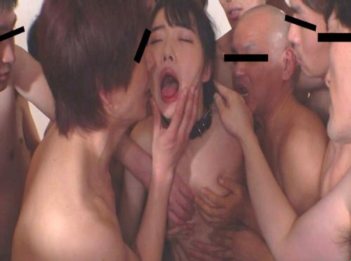 Masturbating a beautiful girl